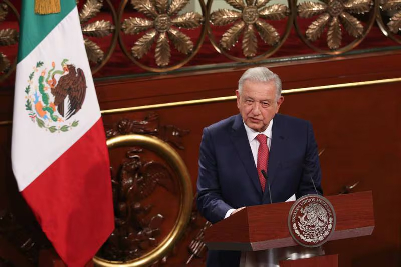 Reformas de AMLO: Los 7 órganos autónomos que quiere ‘tronar’ y dónde mandaría sus responsabilidades